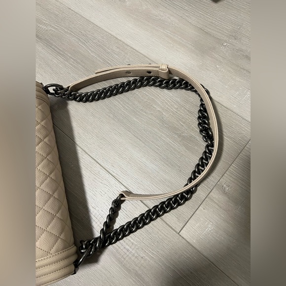 Chanel le boy new medium beige - Picture 14 of 15